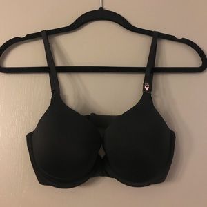 Victoria’s Secret T-shirt Bra